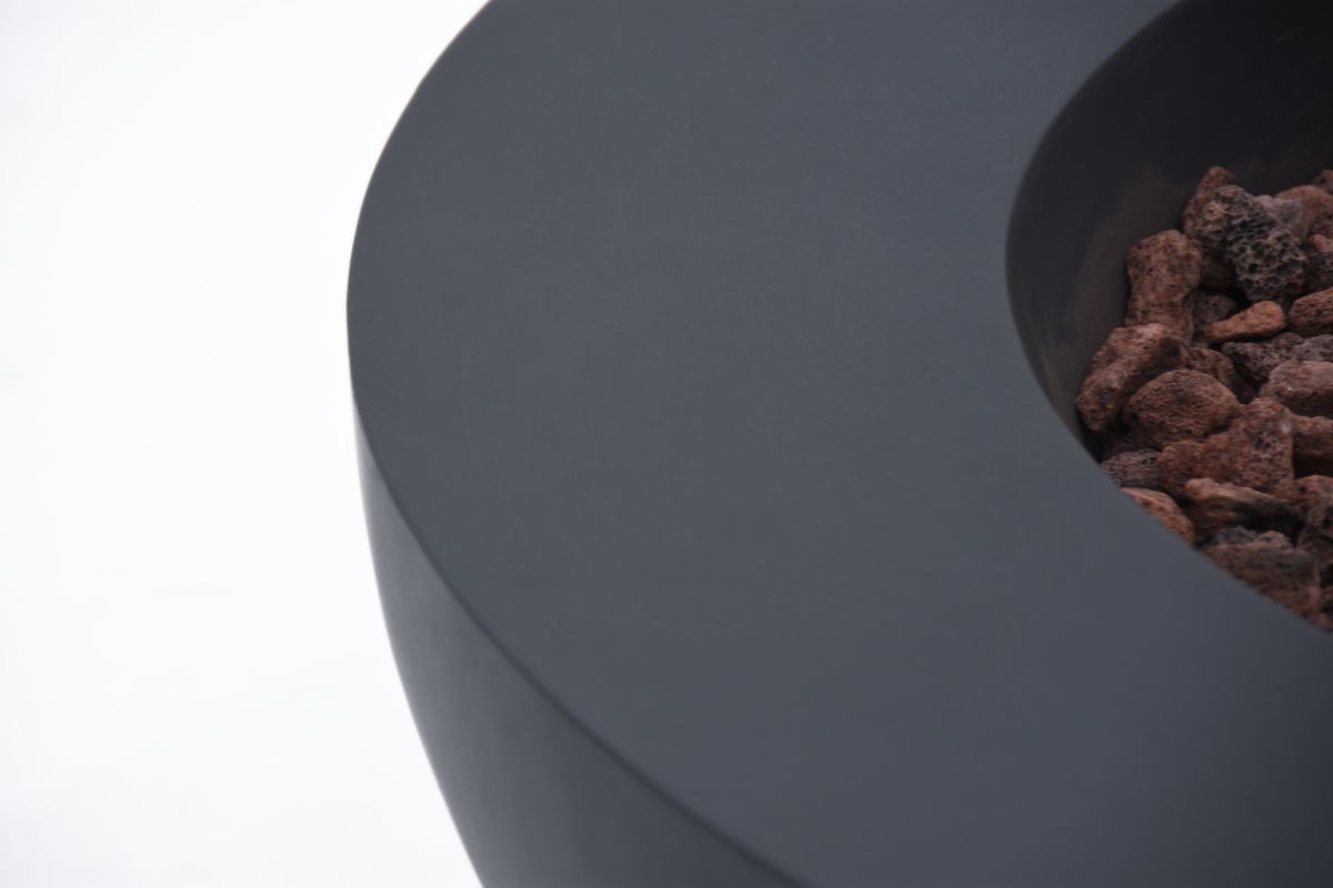Hladký matný povrch ohniska LUNAR BOWL Dark Grey zblízka